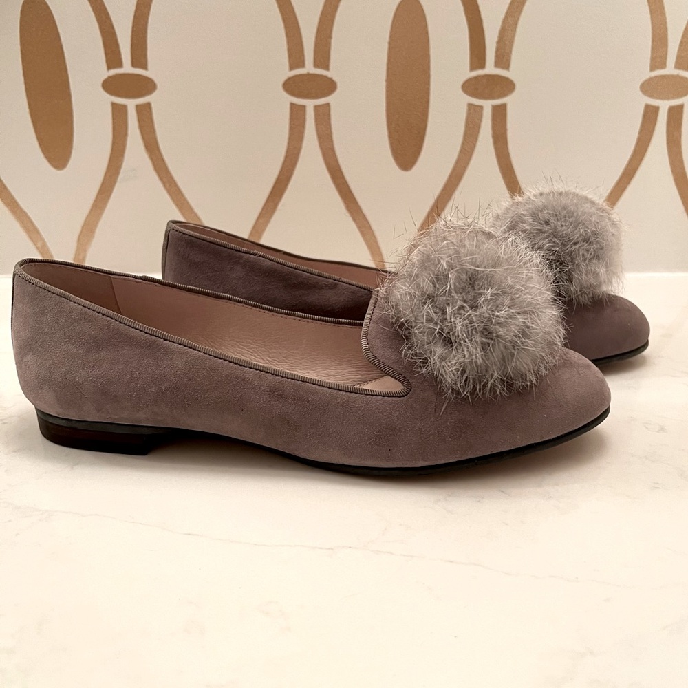 NIB Louise et Cie Gray Suede Lo-Andres Flats with Rabbit Fur
